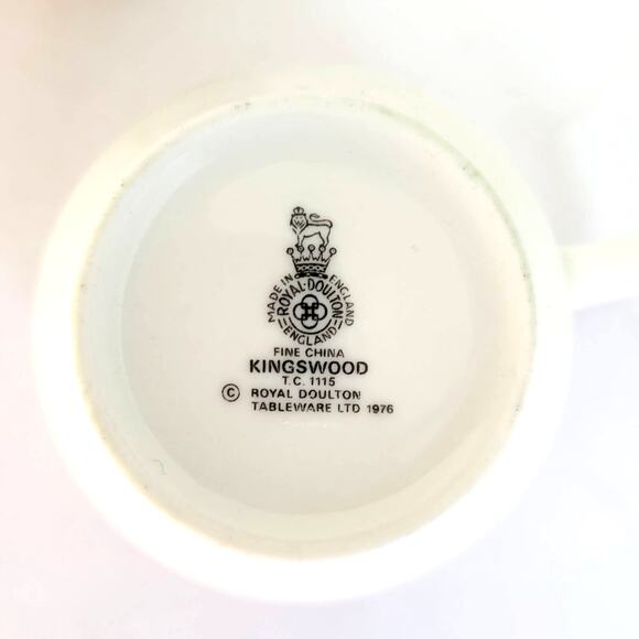 Vintage 1976 Royal Doulton England Kingswood Pattern Coffee Cups Set of 3 - Picture 8 of 8